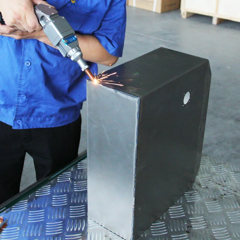 Portable fiber optic handheld laser welders for stainless steel