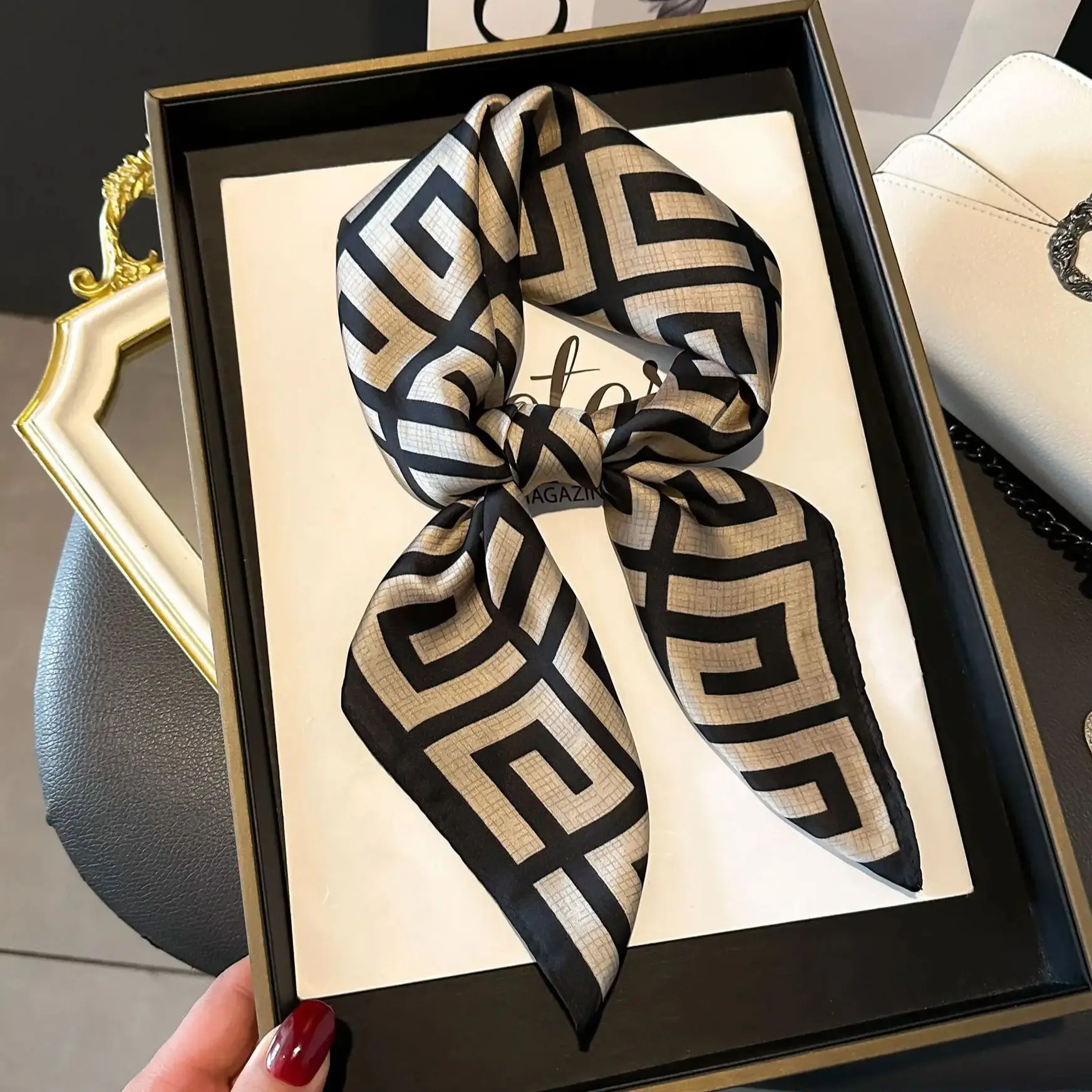 New Four Seasons Fashion Print Silk Square Scarf 70x70cm Fashionable Four Seasons Headband Luxury Sunscreen Shawl Bandannas 2025