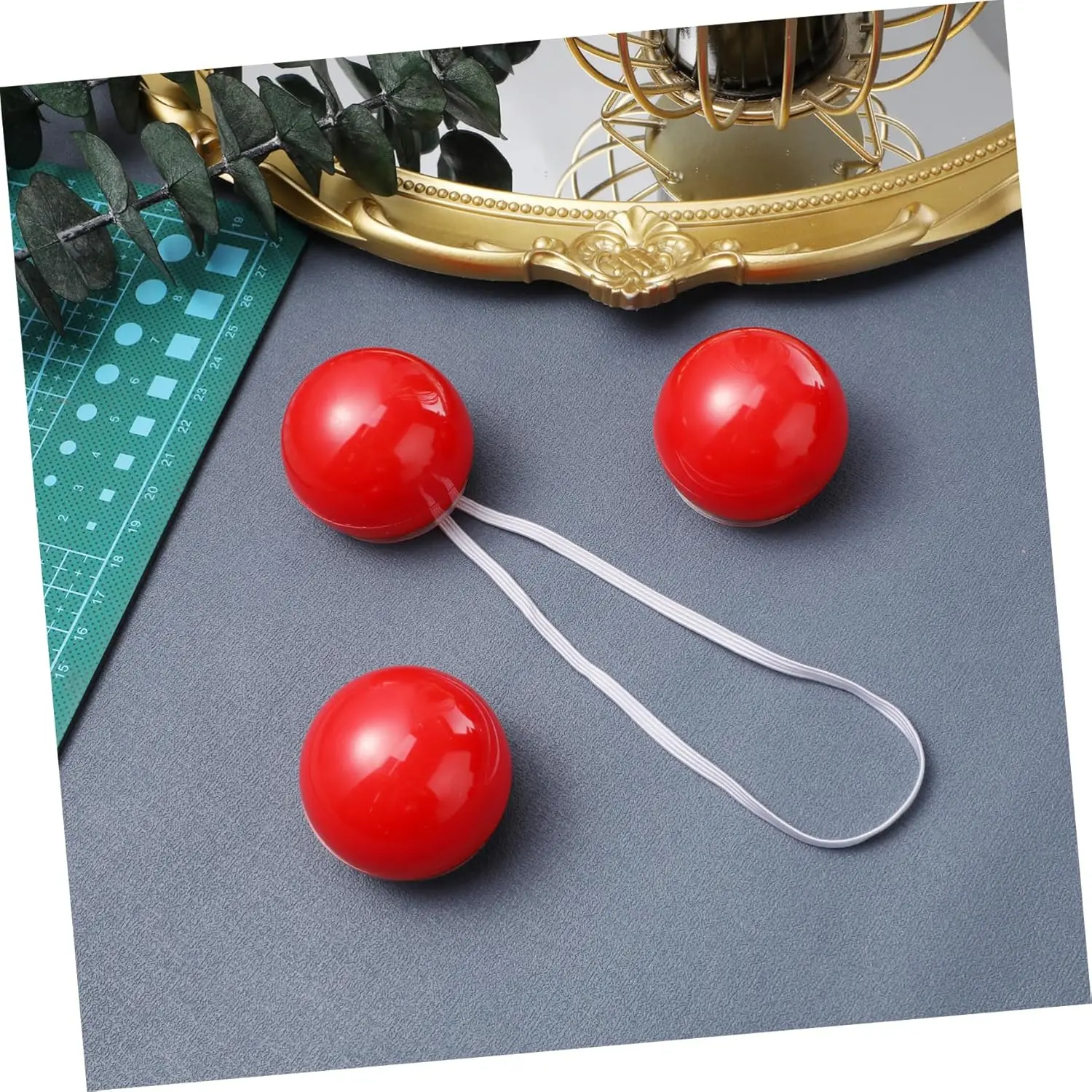 1/2/4 قطعة من البلاستيك المتوهج الأنف الأحمر تضيء أنوف المهرج فستان الدعائم لوازم أداء المرحلة لعيد الهالوين #2