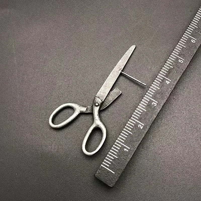 Dark Gothic Vintage Imitation Scissors Exaggerate Earrings For Men Women Goth Punk Silver Color Halloween Fashion Jewelry Gift