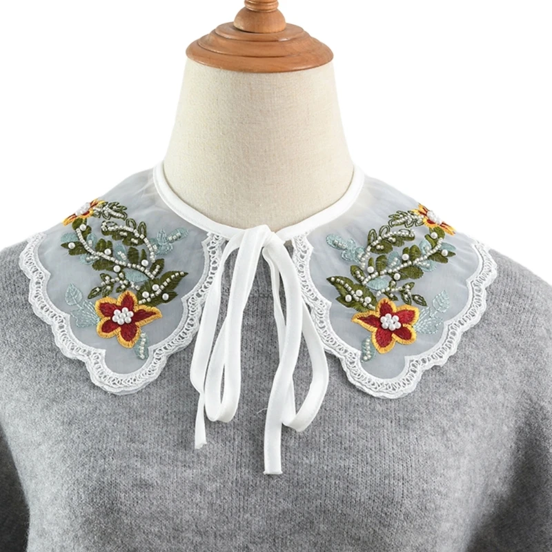 White Embroidered Floral Pattern Decorative Collar for Woman Sweater Dress Clothes Sewing Collar with Pearl Beads