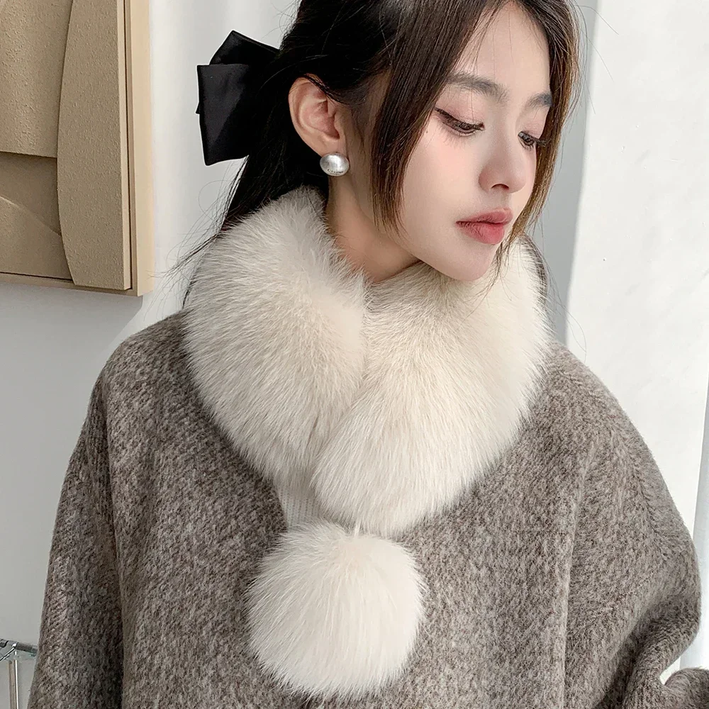 

2025Winter New Imitating Fox Fur Scarf with Pom Pom Fashion Warm Genuine Fur Scarves Thick Warm Short Fur Neck Warmer Scarves