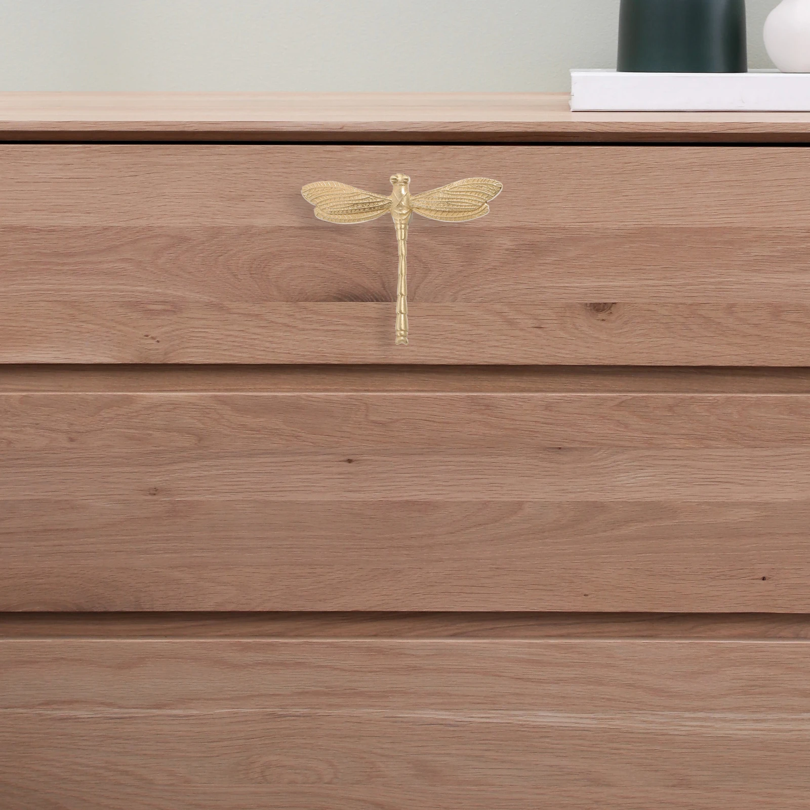 

Brass Dragonfly Cabinet Knobs Decorative Drawer Pulls For Dressers Wardrobes Shoe Racks Furniture Handles Unique Vintage Style