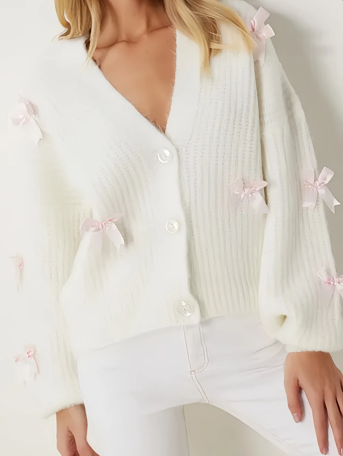 

2025 Autumn and Winter Bow-Knot Solid Color V-Neck Knitted Cardigan