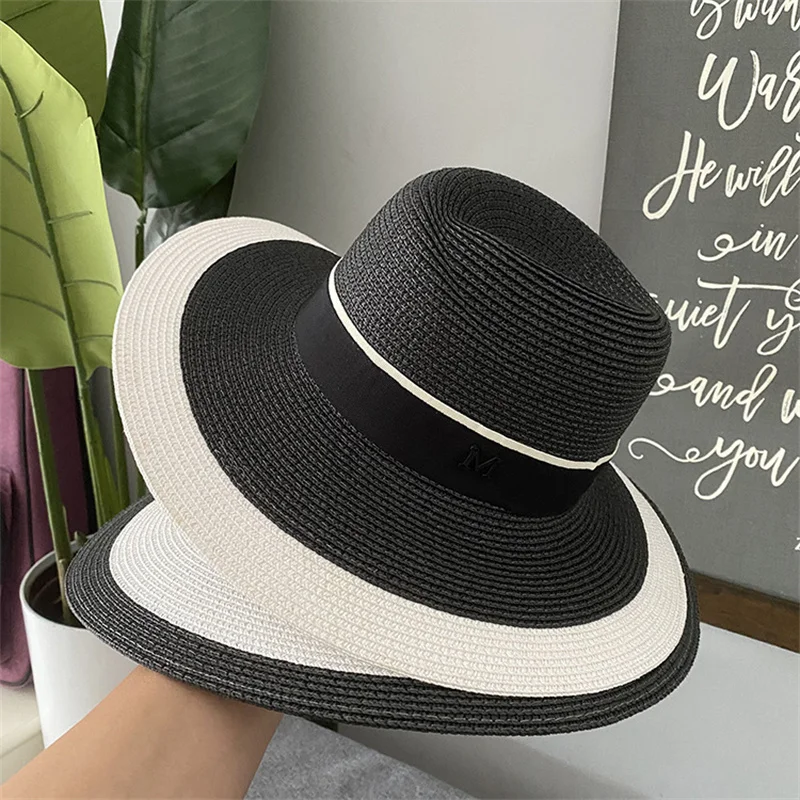 Women's summer flat-top sun hat Fashion hollow vintage straw hat Hand-woven summer travel sun hat