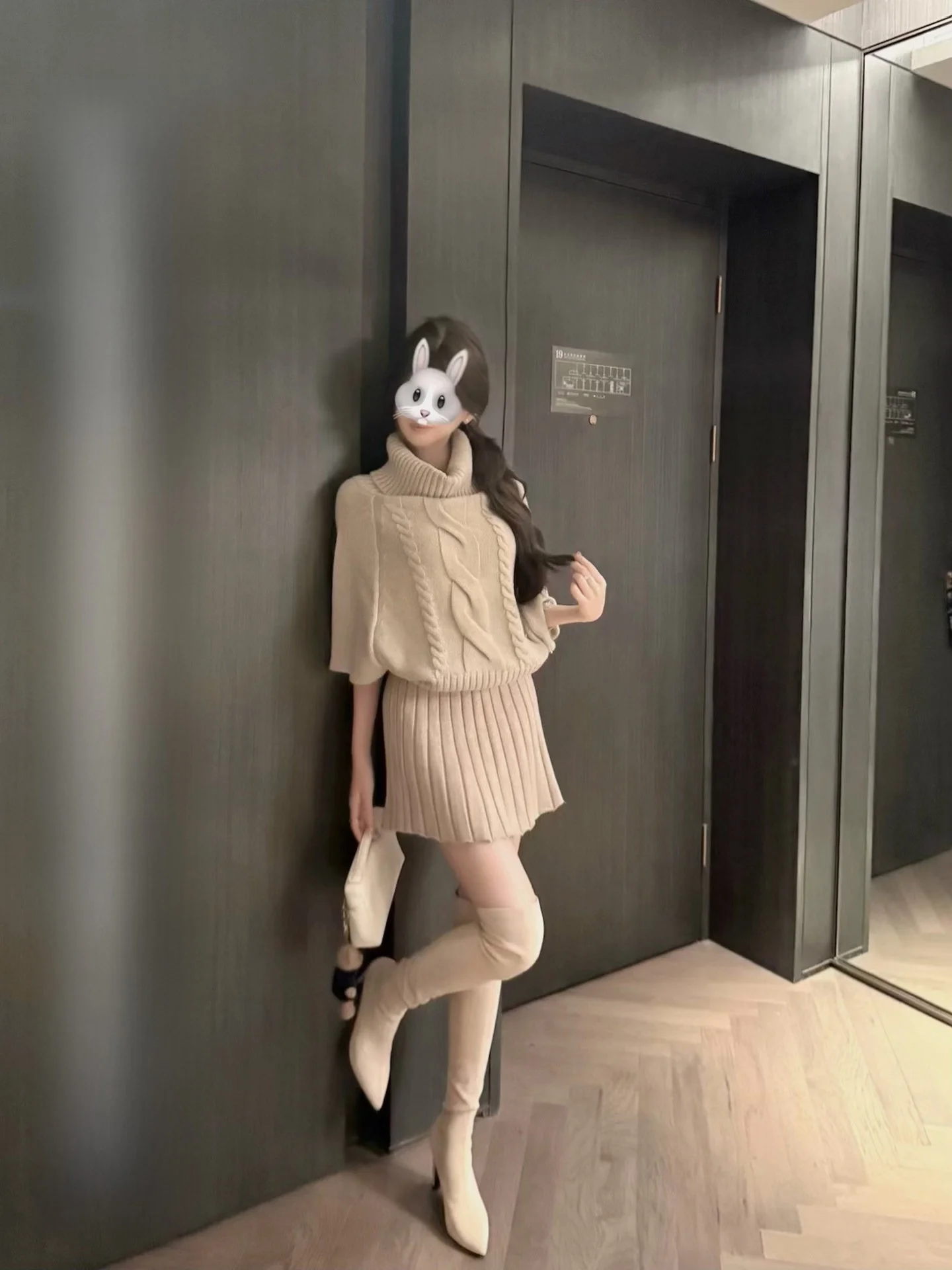 

Новинка! Плиссированная юбка с высокой талией и поясом CCZEE 2000pm для женщин: модная, для офиса и повседневной носки, осенний сезон.