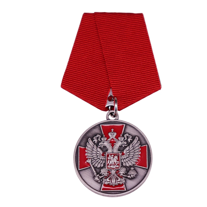 Reproduction of the Soviet Double Eagle Military Honor Metal Medal on the Eastern Front Antique Soviet historical collection