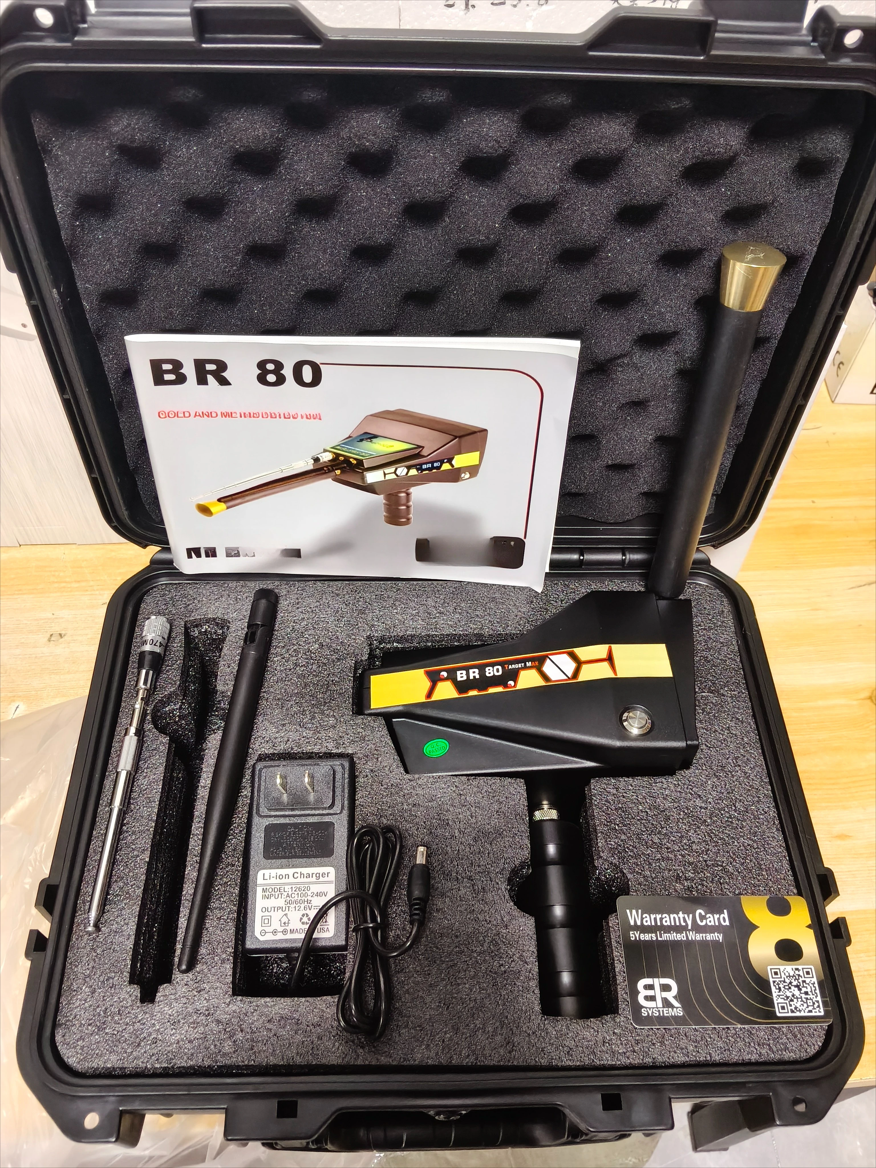 

Металлоискатель BR-80 для подземного поиска на больших расстояниях, детектор золота и драгоценностей, прибор для глубинного обнаружения сокровищ, питание DC 2A, подключение к сети, корпус из ABS-пластика