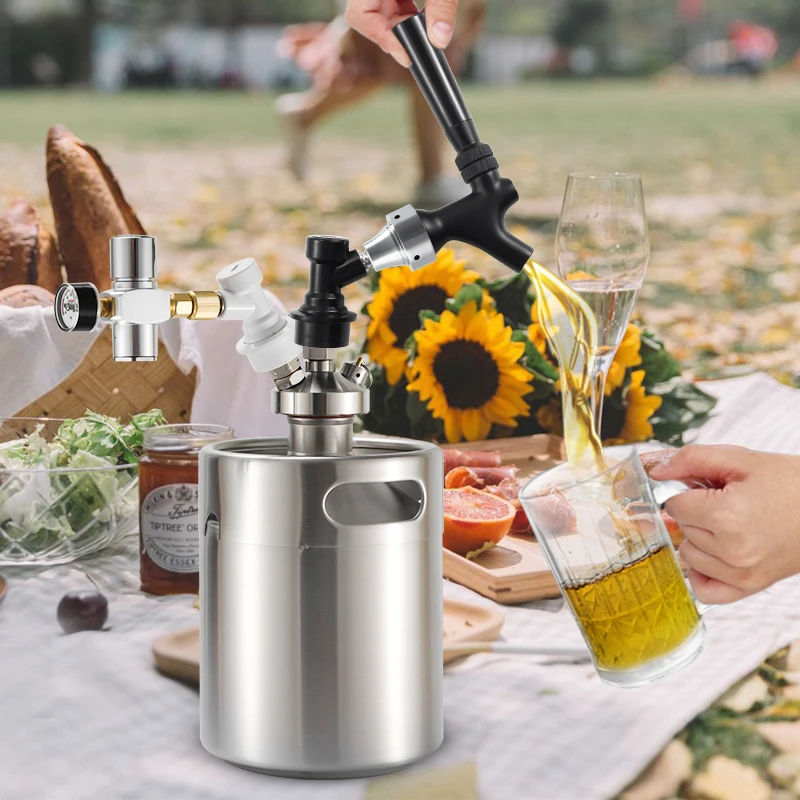 5L Mini Keg Beer Tap Faucet Dispenser Beer Keg Growler Spear with Ball Lock Disconnect Mini CO2 Charger Kit Carbonated Equipment