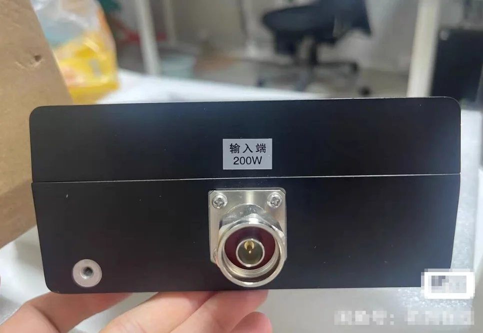 

Огрузка YLT N-типа мощностью 200 Вт, нагрузка/поставление радиочастотных терминалов/пустышковая нагрузка, впитывает и расходную микроволновую энергию, хорошее сопоставление импеданса