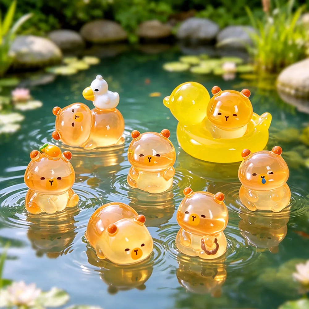 9Pcs/set New Luminous Mini Capybara Figurines, Tiny Resin Capybara, Glow in The Dark Tiny Capybara for Dollhouse Fairy Garden