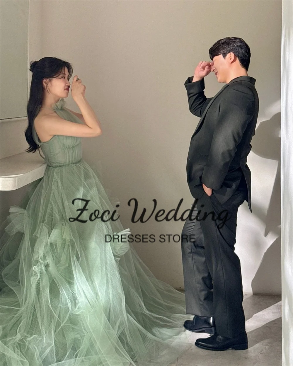 Eleganckie koreańskie suknie wieczorowe Zoci z wysokim dekoltem typu halter, tiulowe, zielone suknie ślubne, szyte na miarę, bez rękawów, koreańskie suknie do sesji zdjęciowych 웨딩드레스