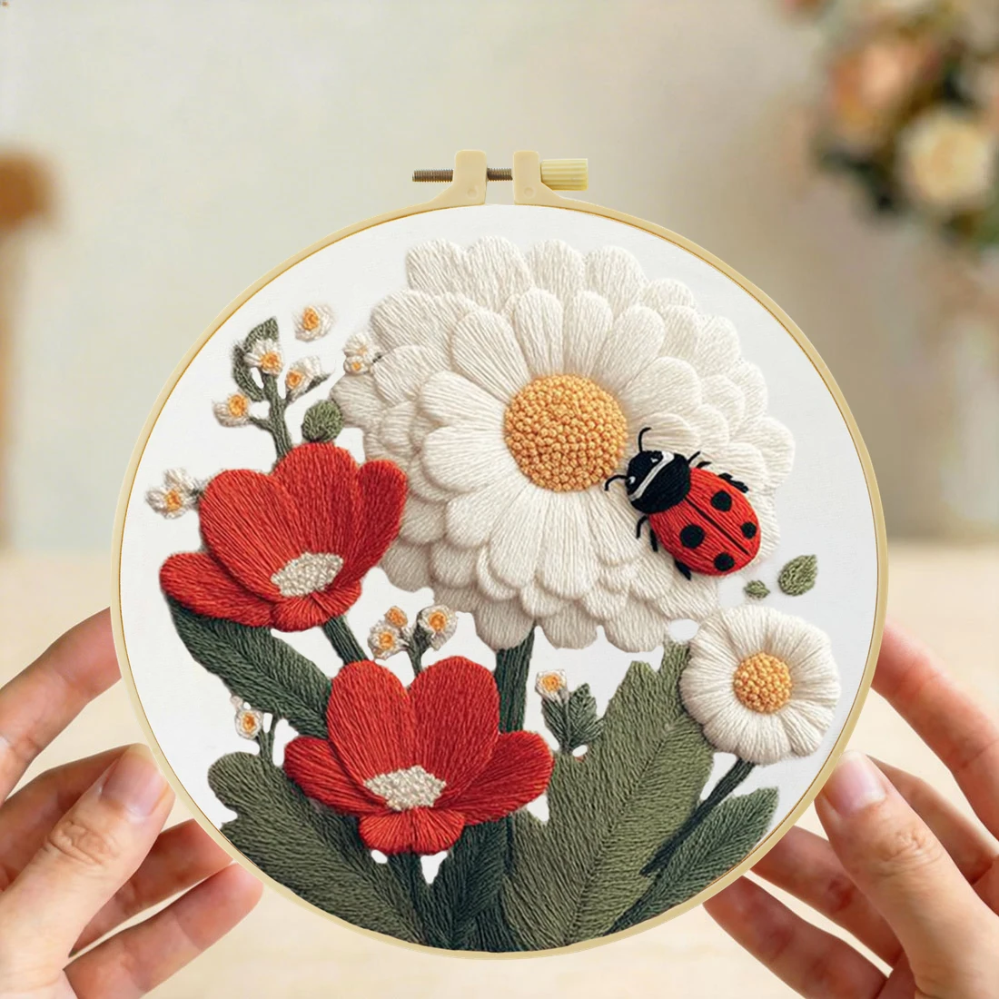 1 Stück 20X20CM/15X15CM Marienkäfer und Blumen Stickerei Starter-Kit DIY Kreuzstich Nähkunst als Geschenk – Detail 4