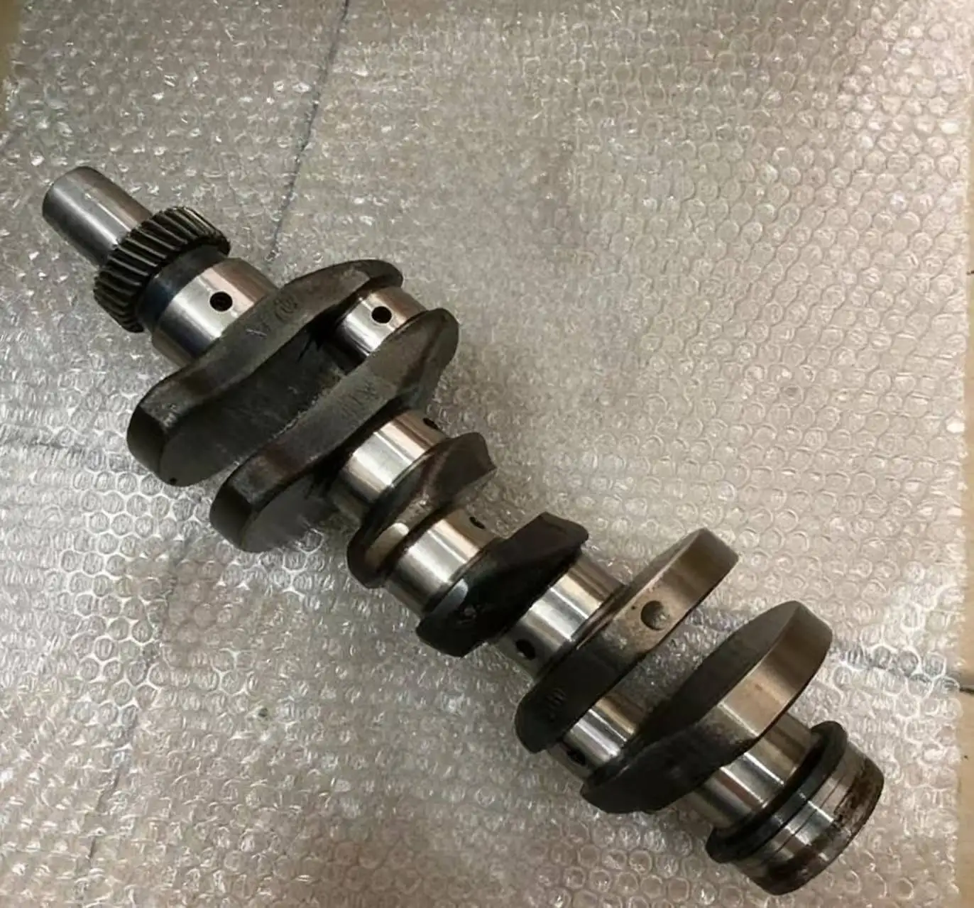 3TNV70 Engine Crankshaft for Yangma VI017 for Hitachi ZAX18 for Ishikawa for Island Excavator parts