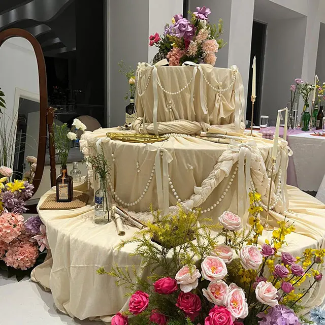 

Romantic Wedding Props Metal Cake & Dessert Table Three-layer Detachable Display Stand for Scene Decoration