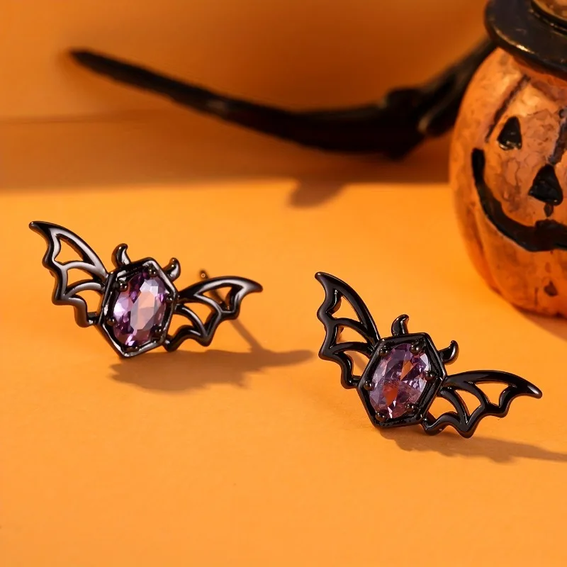 

Fashionable Women's Luxurious Zircon Bat Ear Studs Minimally Designed Dark Personality Halloween Party Punk Earrings for Men