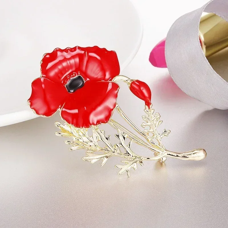 Creative Flower Shape Brooch Red Carnation Golden Enamel Fashion Jewelry Pin Delicate Decor Brooch Women Wedding Party Gifts