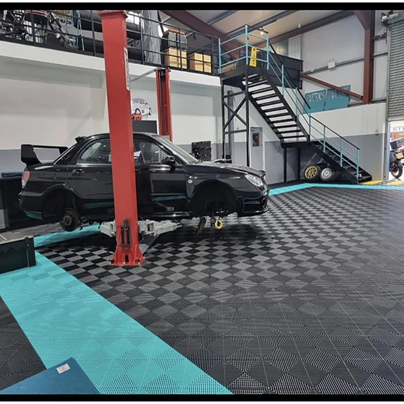 Plastic Modular Interlocking Garage Floor Tiles Car Washshop Work Shop