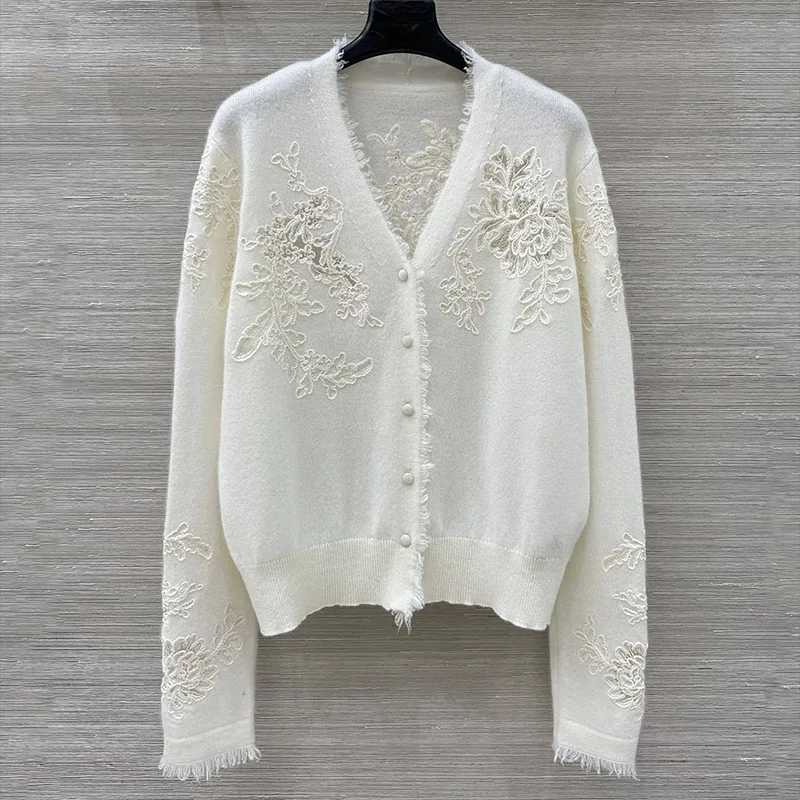 

High quality 100% Cashmere 2025 winter embroidery floral lace knitted cardigan women female clothes sweater 2512131117