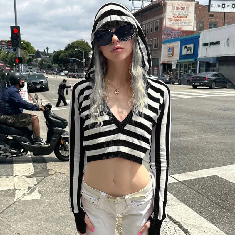 Street fashion hooded V-neck contrasting color striped spicy girl sexy exposed navel slimming versatile long sleeved sweater