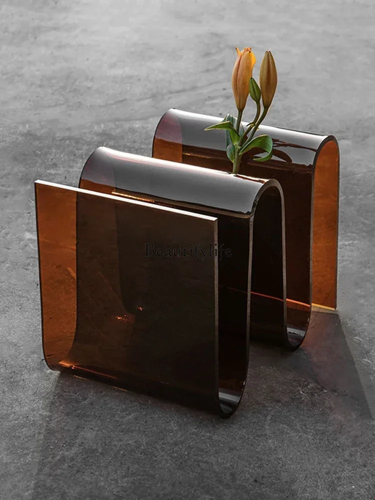 طاولة قهوة من الأكريليك الشمالي، رف مجلة ذو حافة شخصية، بسيط وعصري