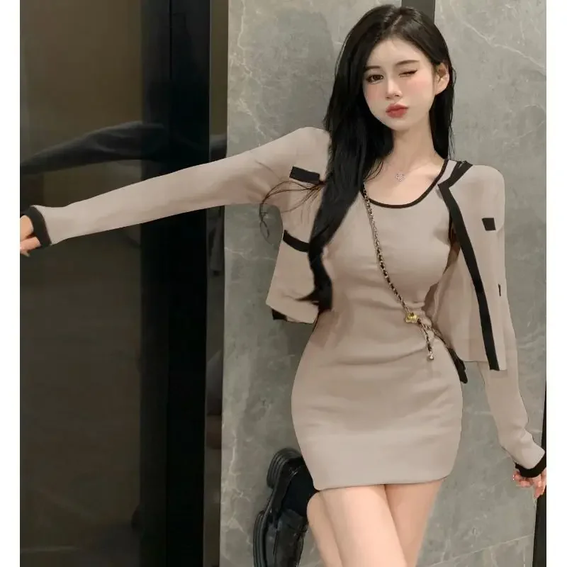 

Mini Wrap Hip Spaghetti Strap Black Vest Dress Knitted Two Piece Sets White Cropped Cardigan Jacket Casual Spring New V983