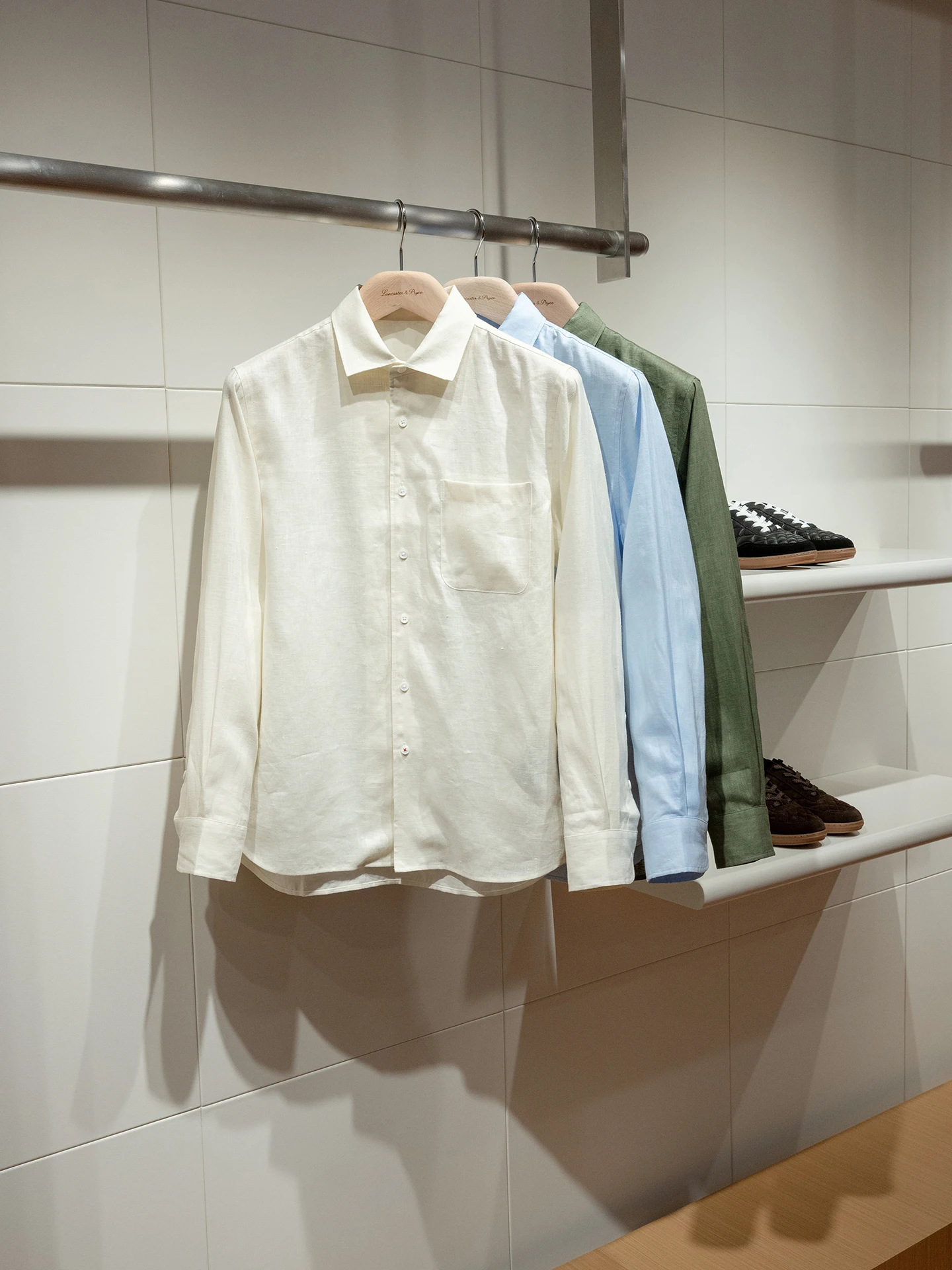 

Элитная комфортная льняная рубашка с длинным рукавом для мужчин, свободного кроя, дышащая, для весенне-летнего сезона, для путешествий, стандартная модель