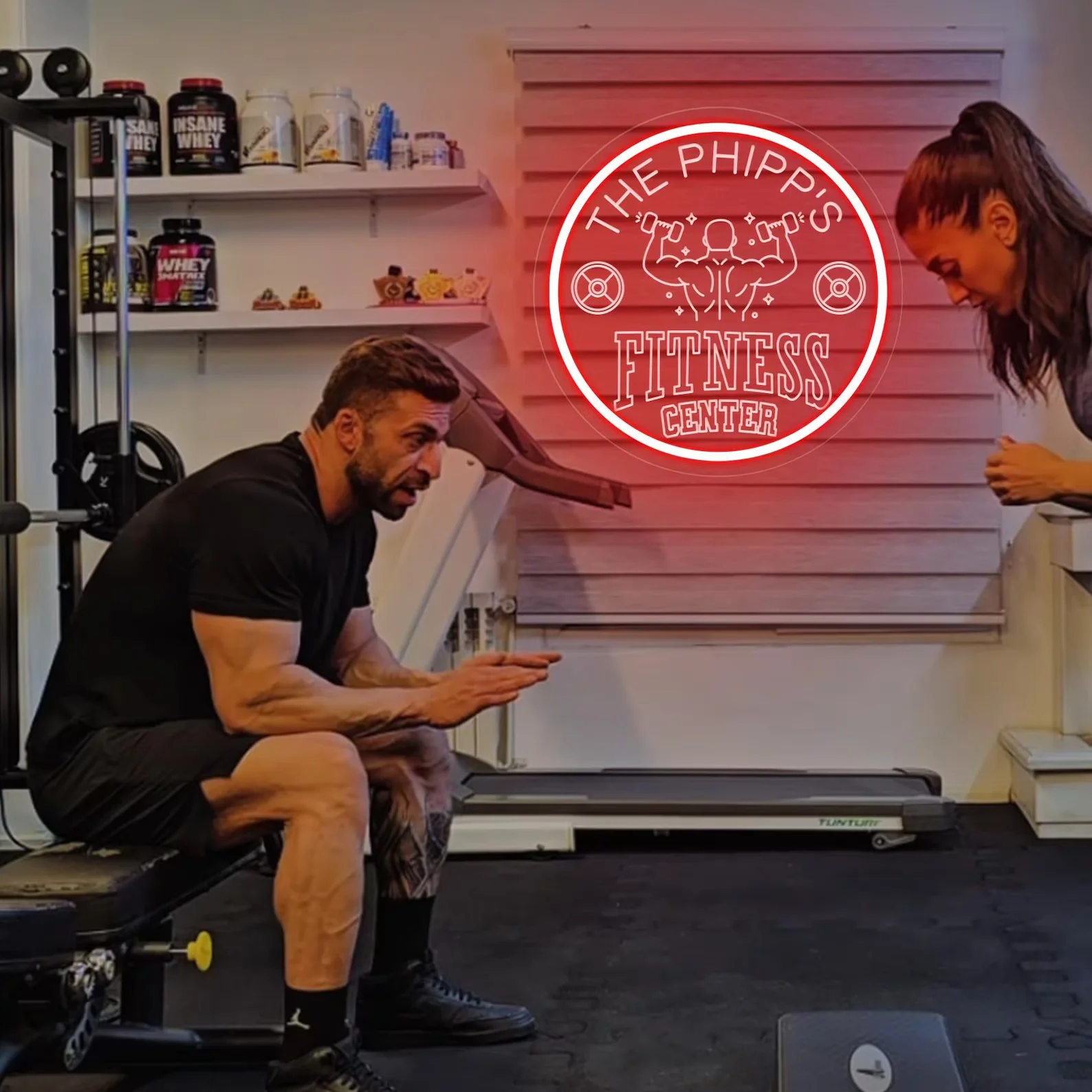 Custom Dumbbell Gym Name Neon - огляд і ціна Home Gym Names