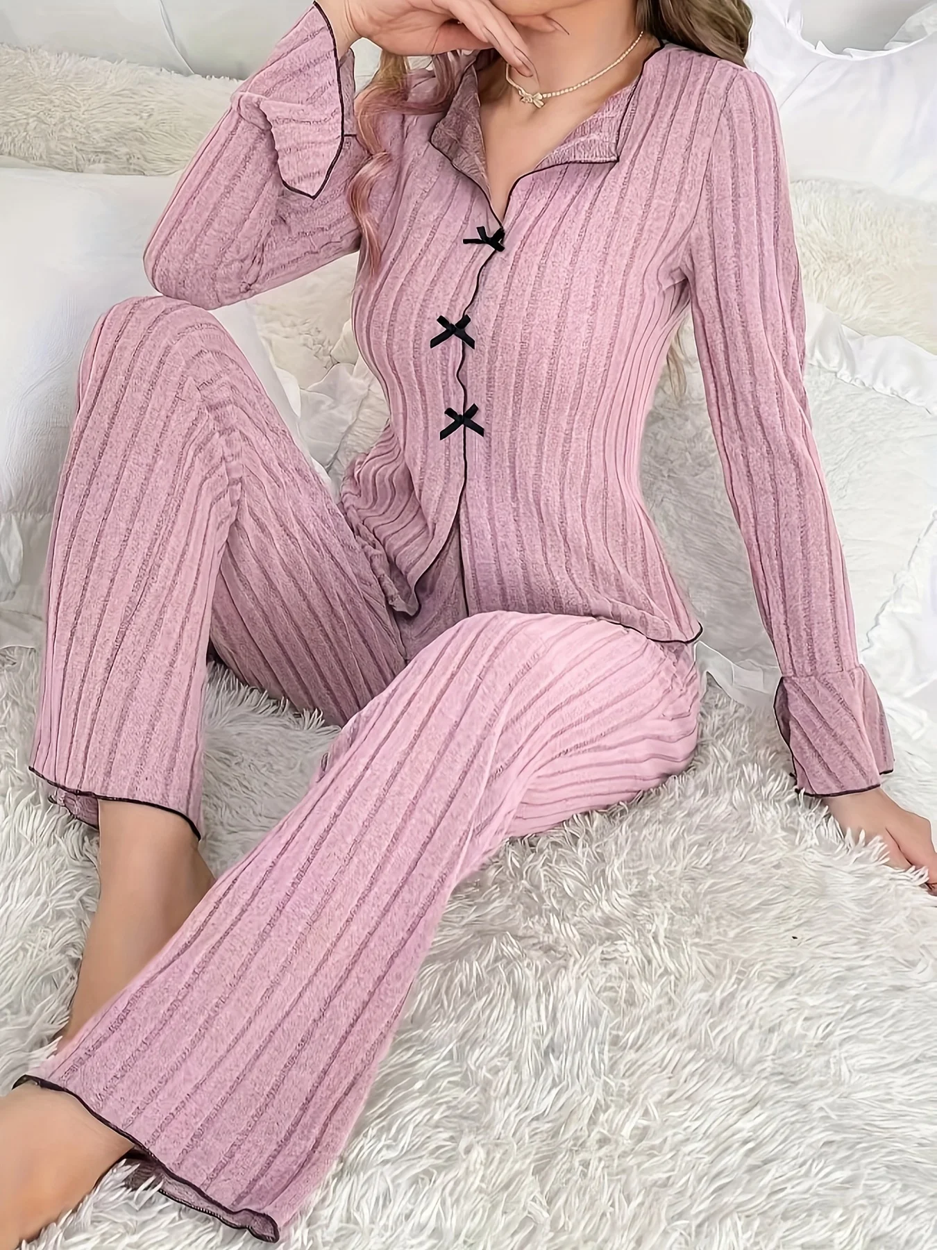 

2-Piece Women's Autumn and Winter Pure Color Elegant Bow Women's Simple Long-Sleeved Pants Pajama Set