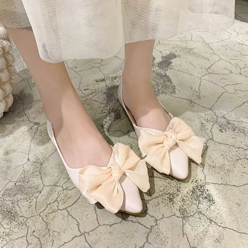 

Women Summer Flats 2026 New Collection Pointed Toe Bow Accented Low Cut Comfort Shoes with Soft Sole for Romantic Daily Use