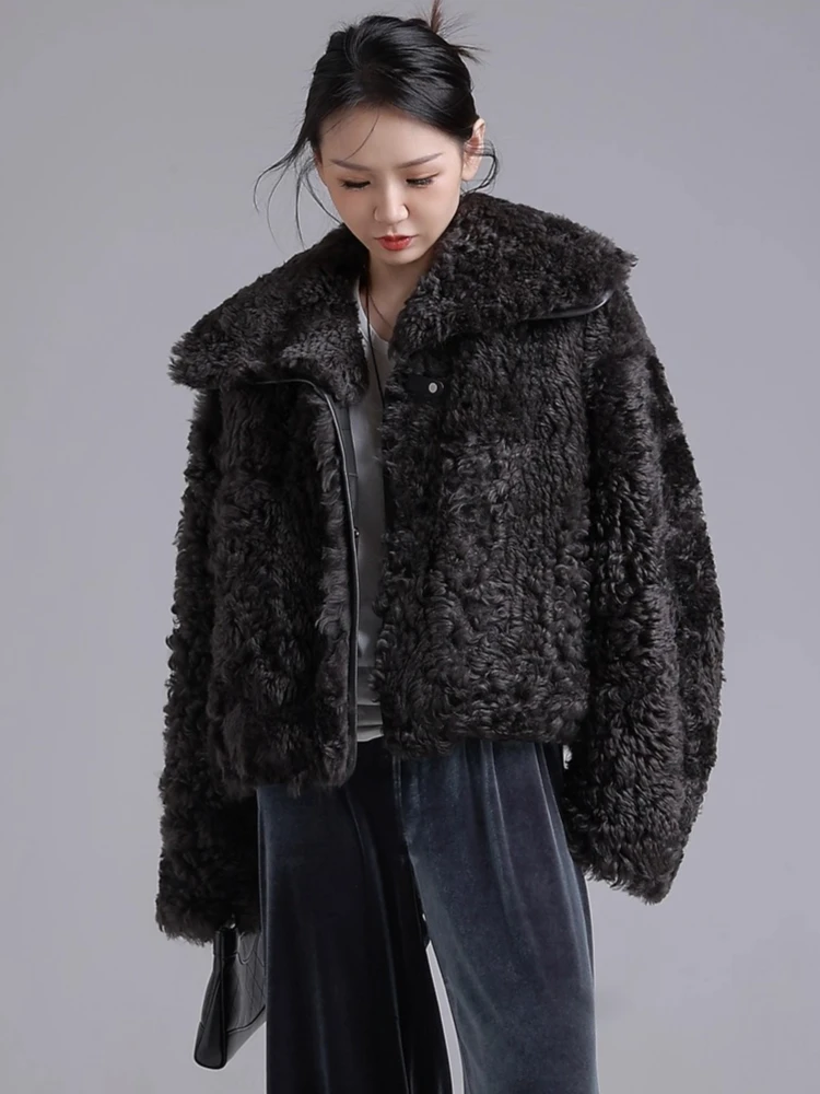 여성용 고급 토스카나 양털 시어링 재킷, 심플 네이비 넥 디자인 숏 겨울 천연 가죽 리얼 퍼 코트