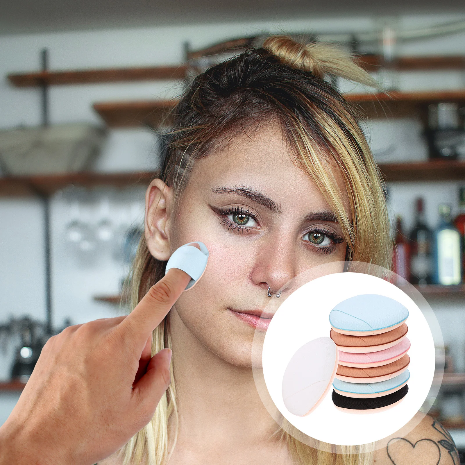 Mini-Puder-Finger-Make-up für Foundation, Creme, Concealer, Dreieck, Beauty Puff, kleines Gesichtswerkzeug