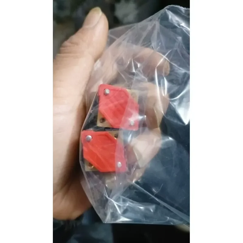 Solenoid valves 7.5453.10030 and 7.5453.10031 are in stock; inquiries are welcome.
