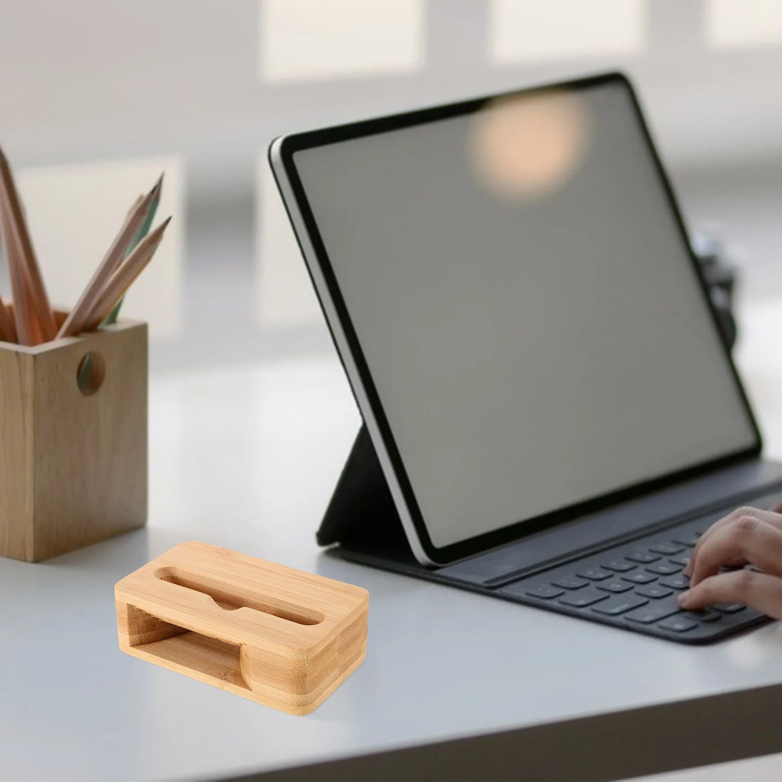 

Mini Wooden Phone Amplifier Speaker Stand Enhances Volume Without Power Compact Acoustic Dock for Mobile Devices Ideal for Desk