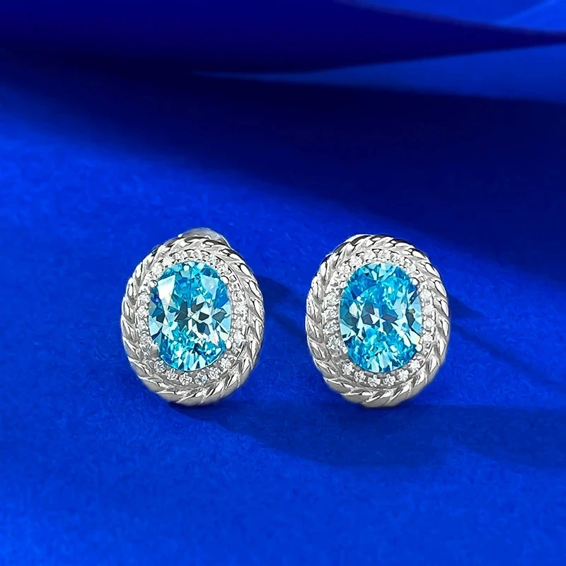 

S925 Silver 1.5-carat Sky Blue Threaded Stud Earrings