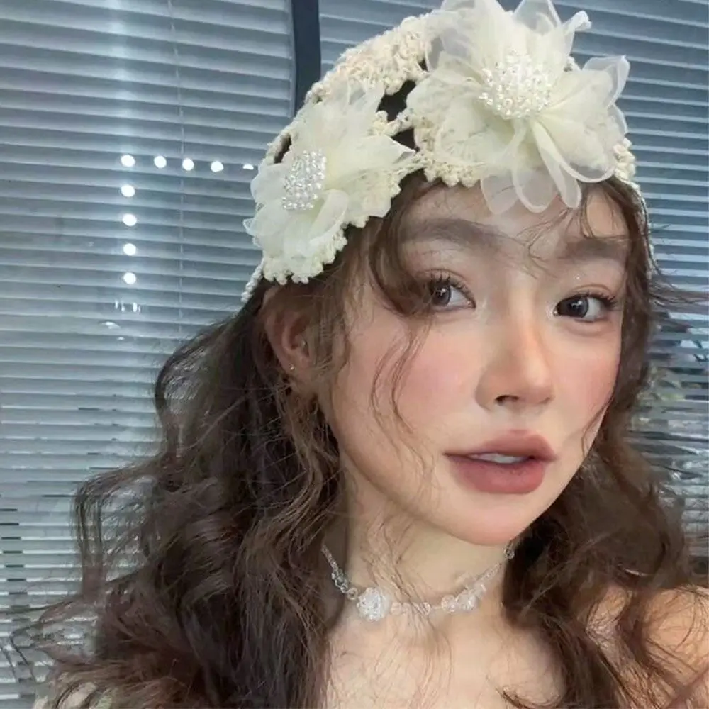 

Breathable Hollowed Out Knitted Hat Flowers Lace Beret Cap Fashion Handmade Skullies Hat for Women