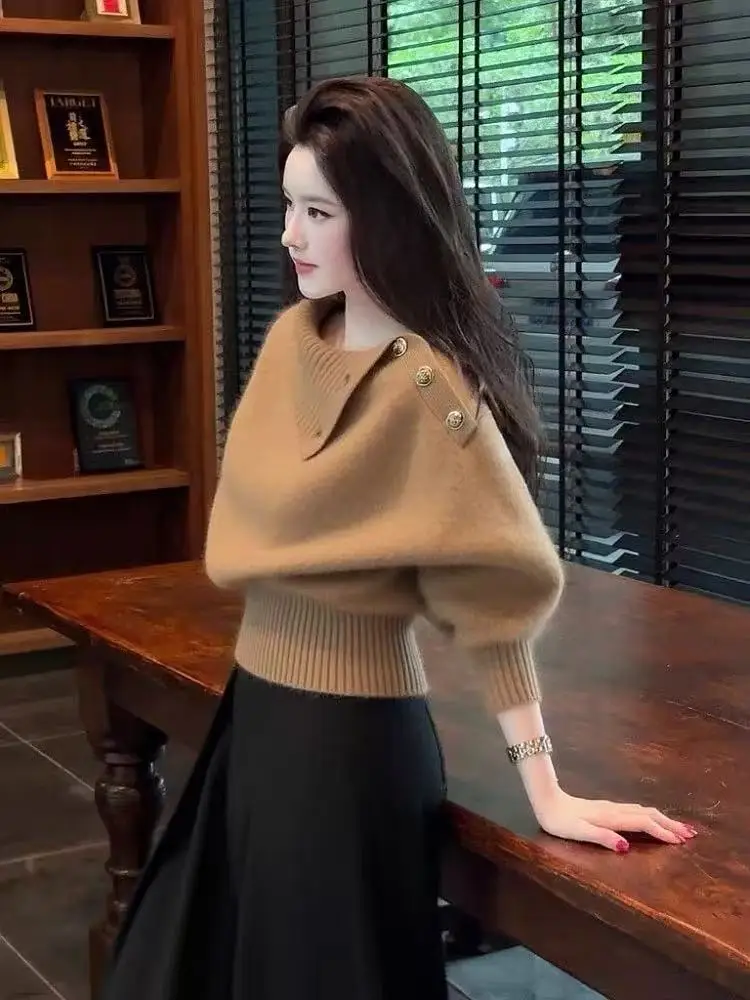 

2025 Autumn Winter Faion Knitted Brown Top Light Maturi Aosphere Very Good Looking Commute Sle Button Detail Wool Blend