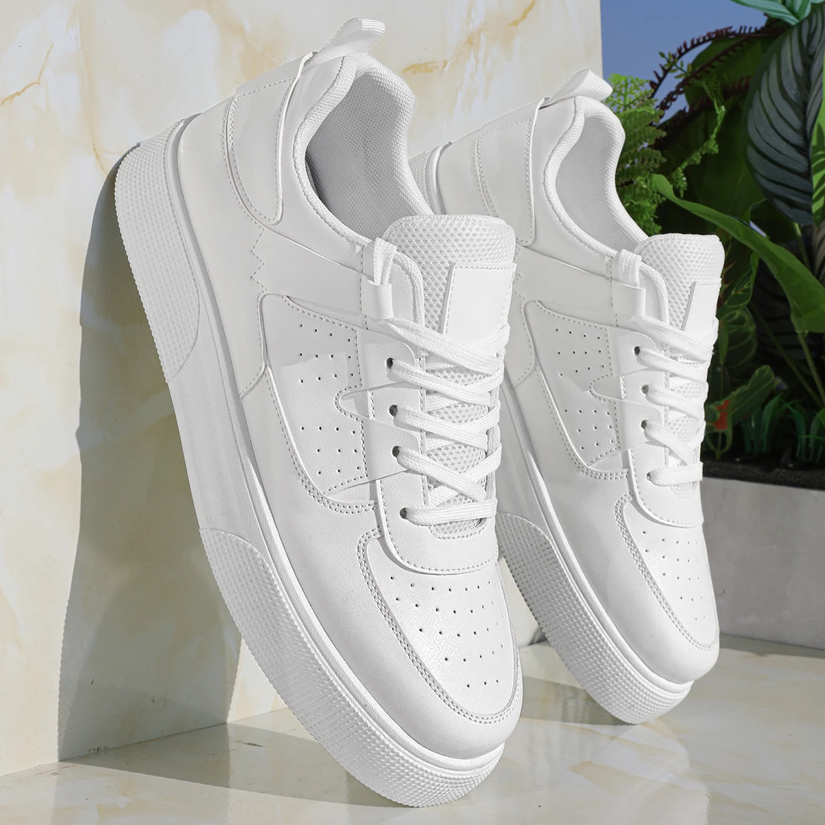 

New Men's Versatile Casual Sports Skateboard Shoes, Comfortable and Trendy Thick-Soled Outdoor Commuting Hiking Sports Shoes
