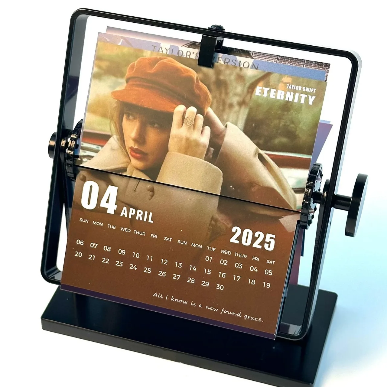 

2025 New Mechanical Calendar, Business Office Desktop Hand cranked Creative Ornament Gift
