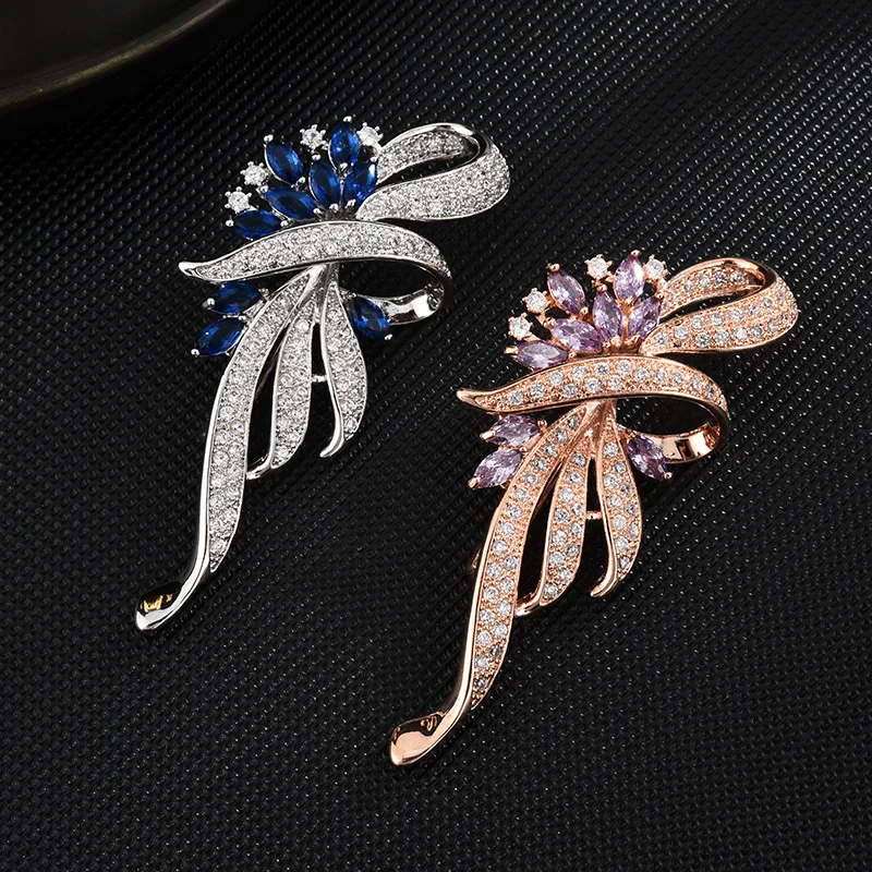 

Light Luxury Zircon Brooch Elegant Coat Suit Flower Pins Brooches Gift Accessories for Women