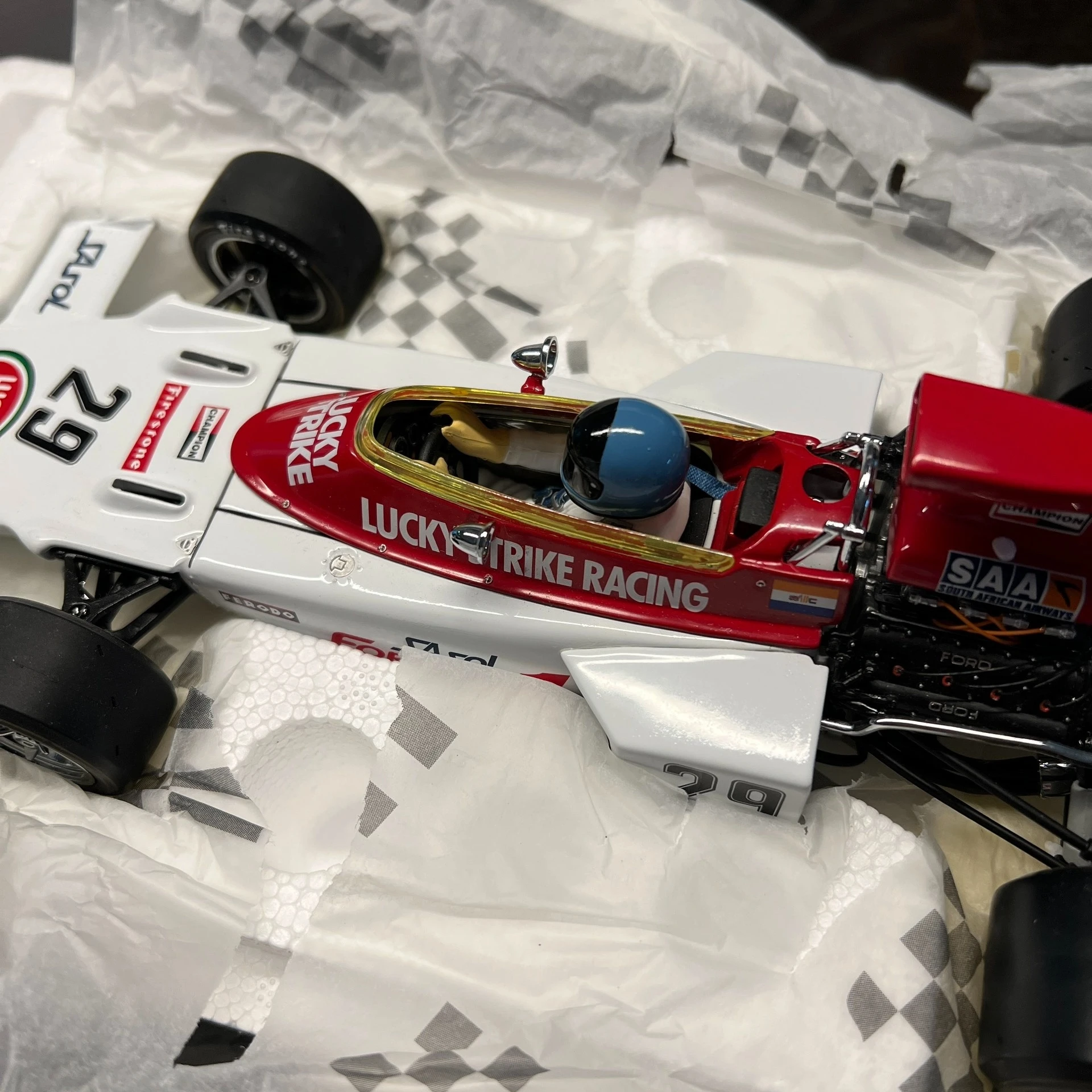 Exoto 1:18 f1 72d #29 bringen eine Puppe Simulation Limited Edition alle offenen Legierung Metall statische Auto Modell Spielzeug Geschenk