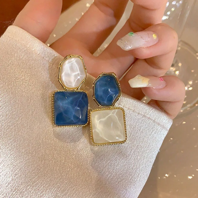 Geometry Irregular Earrings For Women Asymmetry Accessories Summer Electroplated Alloy Women'S Earrings Jewelry image 3