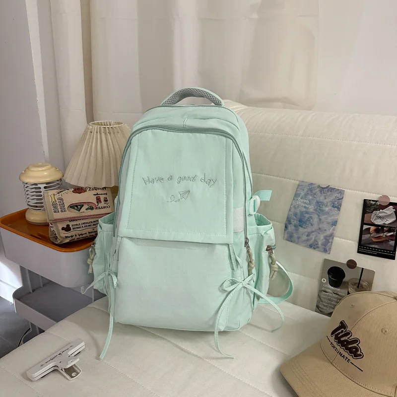 Women's Backpack2025New model of the year: simple and sweet, large-capacity computer backpack, lightweight multi-functional back