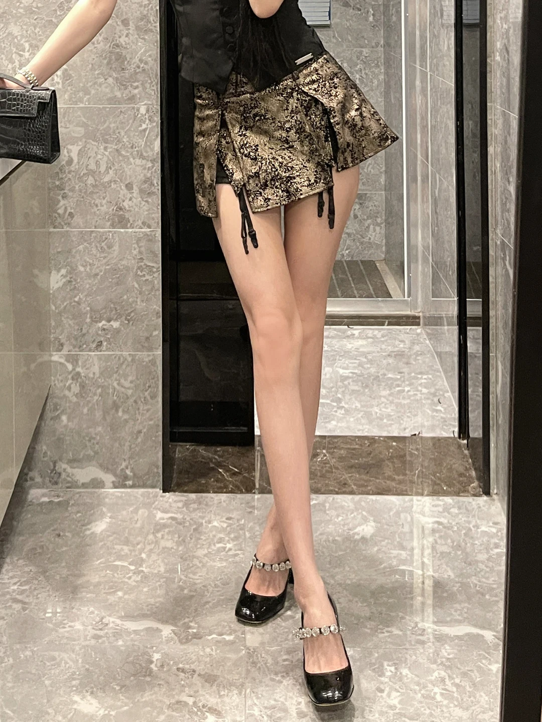 

ChiclyNana Американская юбка в стиле Spicy Girl с ярким принтом, очень короткая, с разрезом, сексуальная, из полиэстера