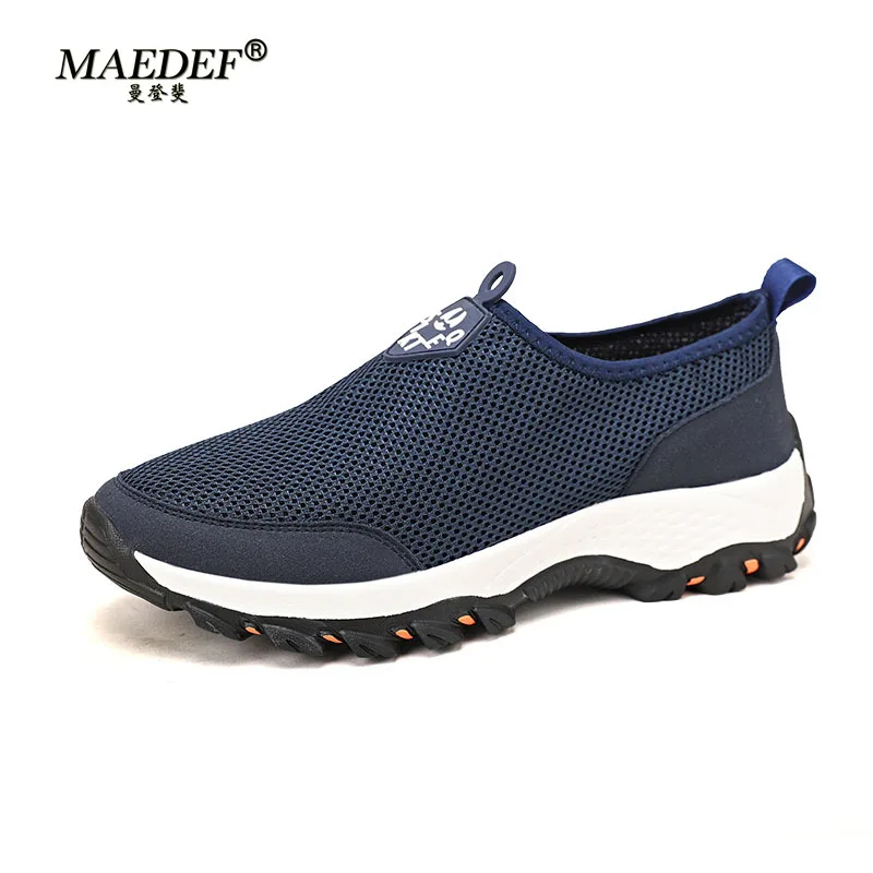 Nuove scarpe da ginnastica da uomo in Mesh traspirante scarpe da passeggio Casual leggere comode scarpe da ginnastica da uomo di alta qualità scarpe Casual Zapatos morbide