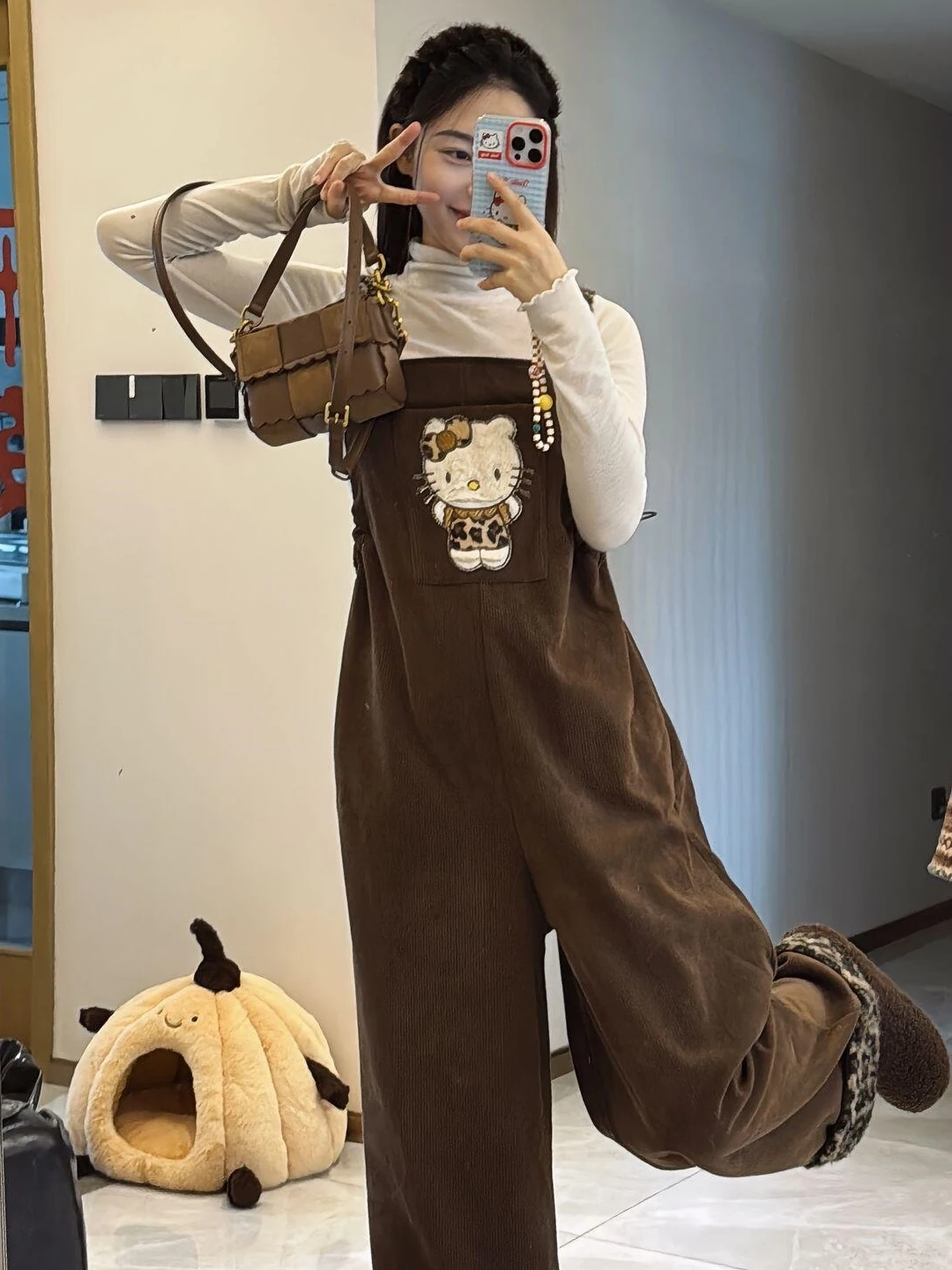 

Милый вельветовый комбинезон с героями мультфильмов, женский повседневный свободный комбинезон с широкими штанинами на подкладке, длинные брюки с высокой талией