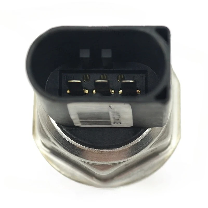 Original Fuel Rail Pressure Sensor 55PP22-01 9307Z521A A6510700495 For Mercedes-Benz VITO VIANO SPRINTER W212 S212 W204 S204