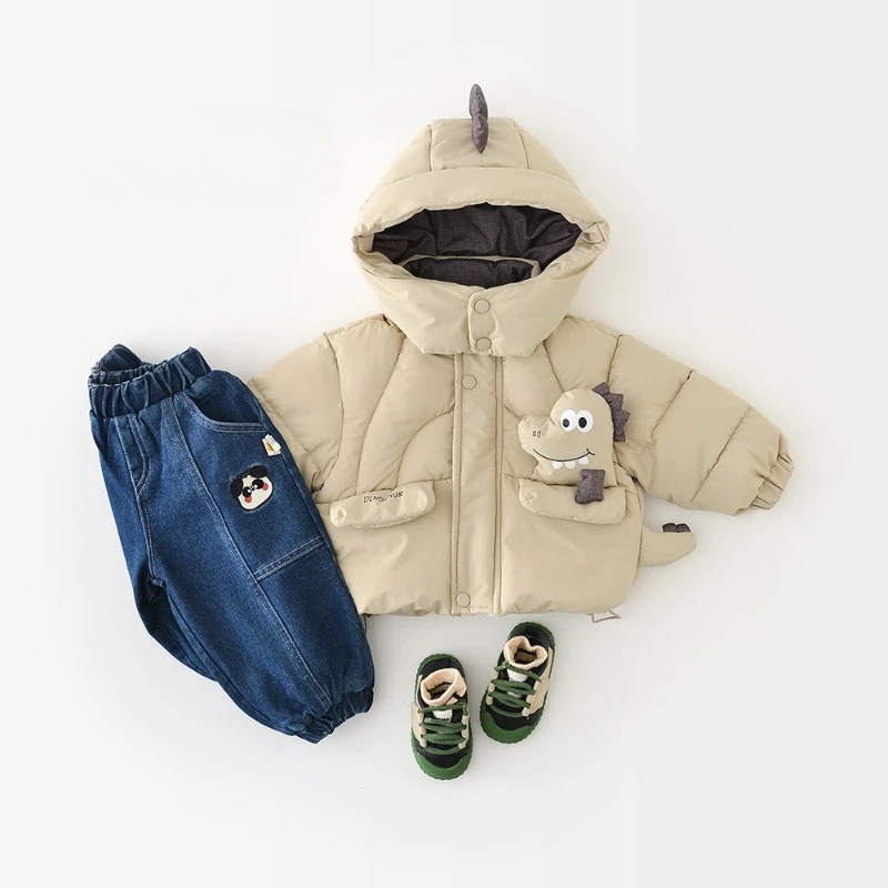 ملابس شتوية للأطفال لعام 2025 سترة معطف قطنية سميكة بغطاء للرأس مقاومة للرياح على شكل ديناصور كرتوني #3
