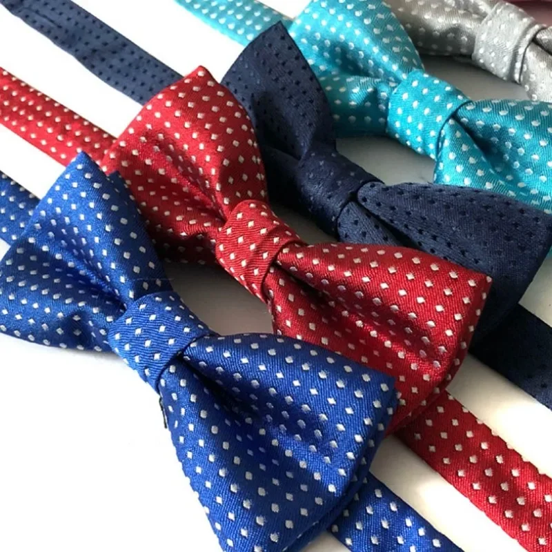 เด็กแฟชั่นอย่างเป็นทางการโพลีเอสเตอร์ Bow Tie เด็กคลาสสิก Dot Bowties ผีเสื้อที่มีสีสันงานแต่งงานสัตว์เลี้ยง Bowtie Tuxedo Baby Ties