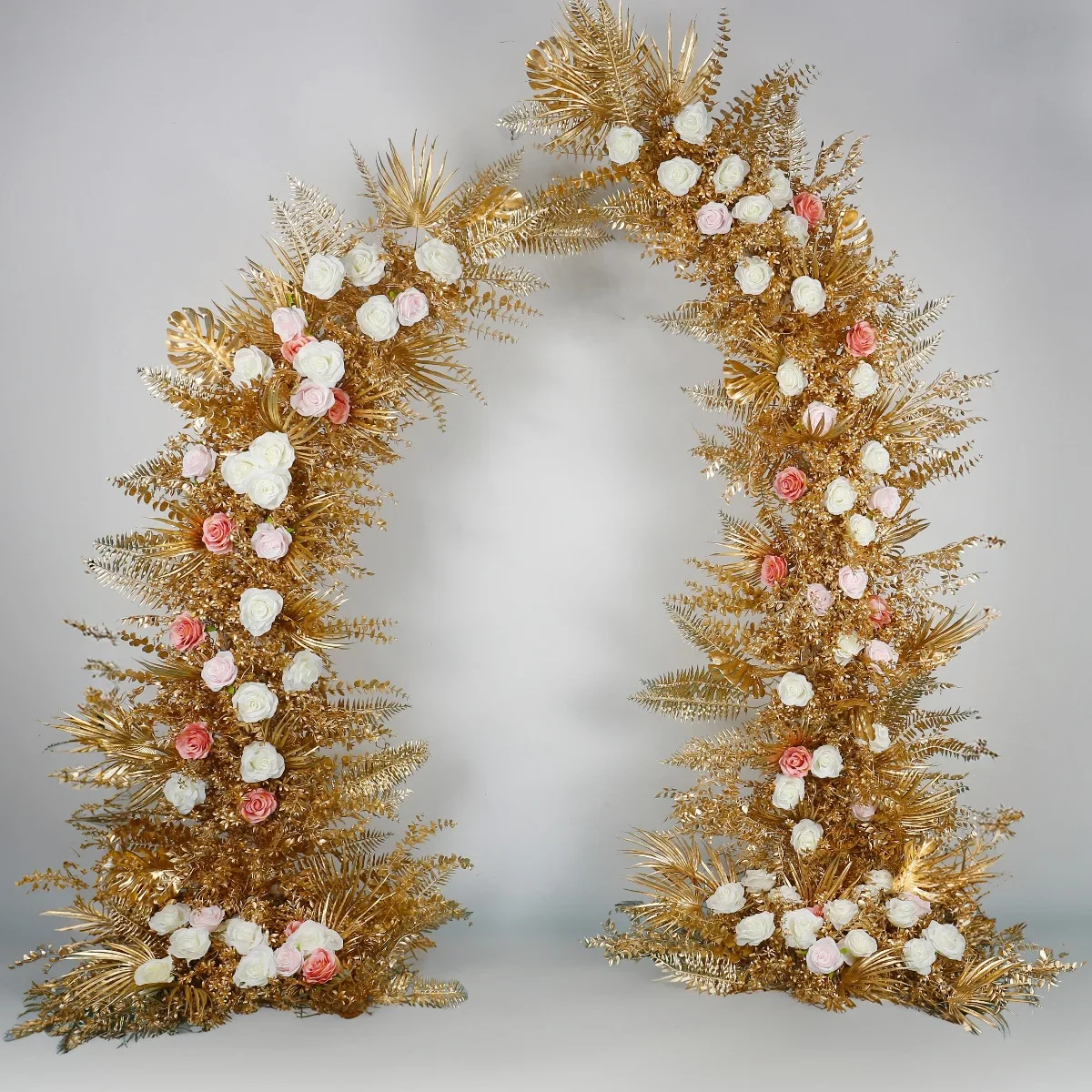 

Золотая роговая арка, цветочный кронштейн, предложение, свадебная композиция, декоративное размещение, имитация цветочной искусства, готовый набор